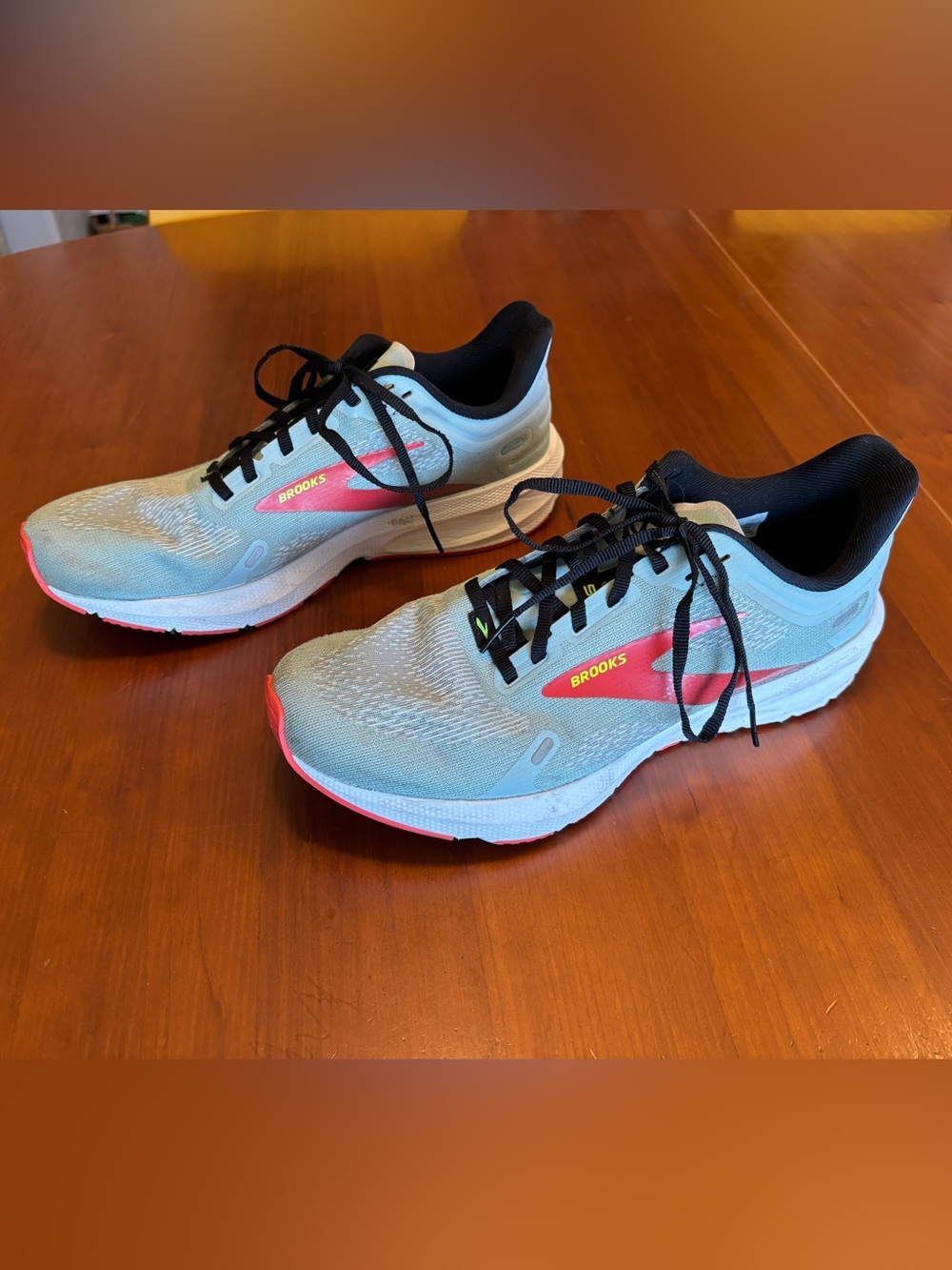 Brooks Launch 9 Running Shoes, Size W 10